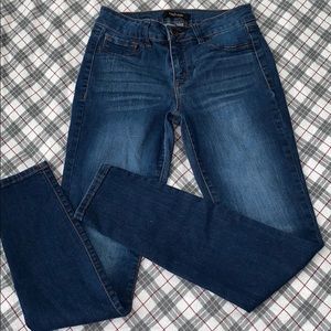 Refuge Dark blue faded jeans